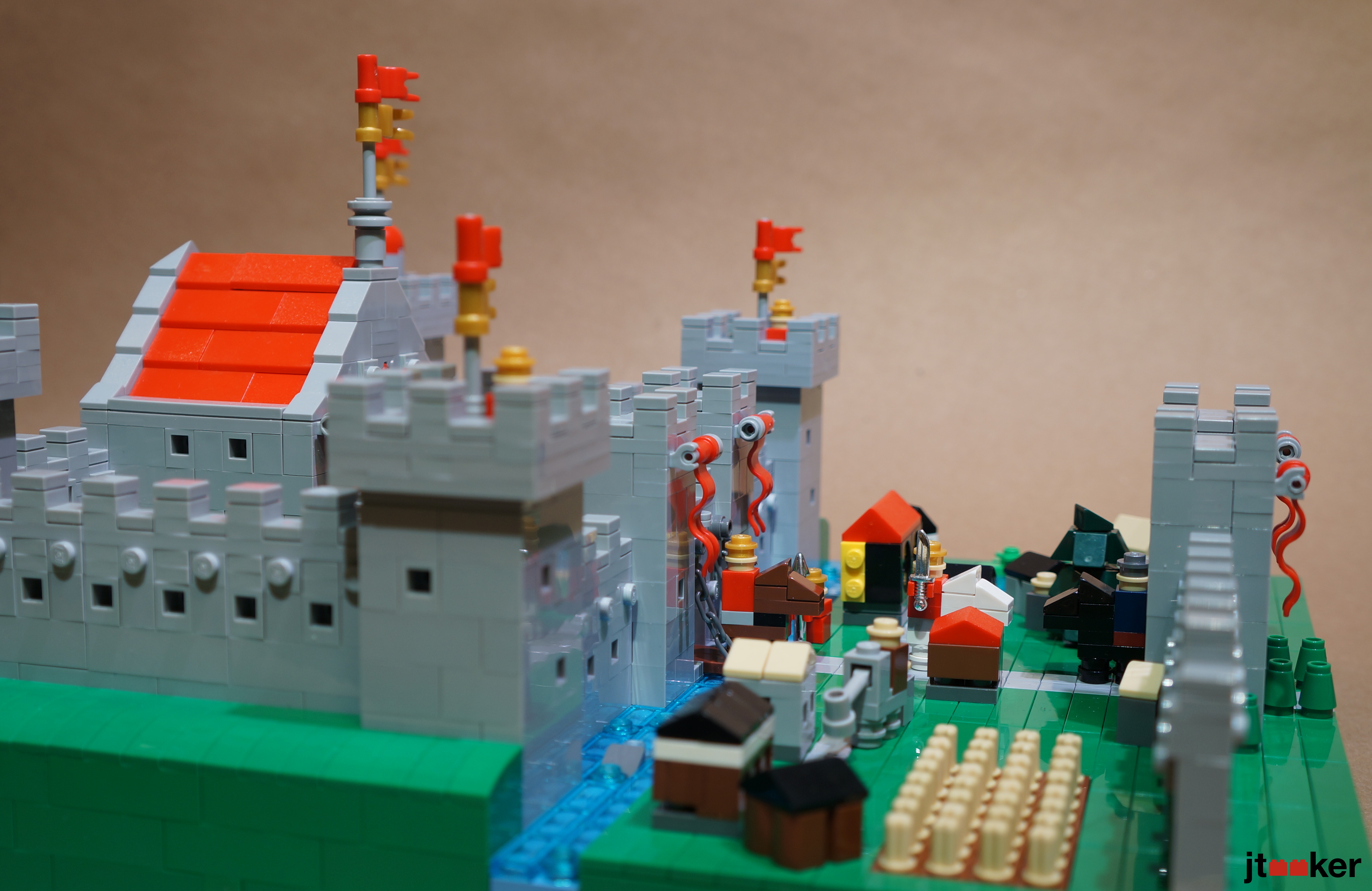 Micro Castle - Profile.jpg Micro Castle - Profile.jpg